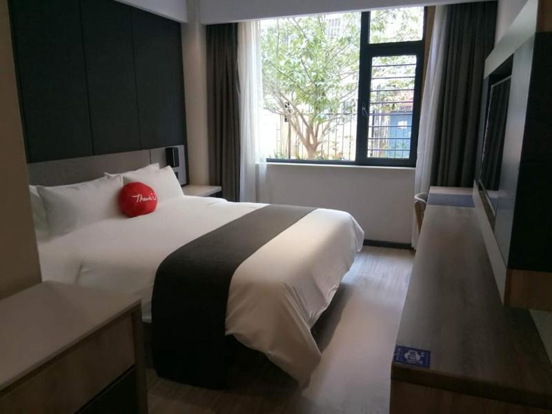 Thank Inn Plus Hotel Shandong Qingdao Olympic Sailing May 4Th Square Eksteriør bilde